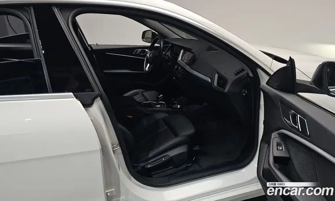 BMW 2 серия 2022 2.0 автомат (гидро), фото 15