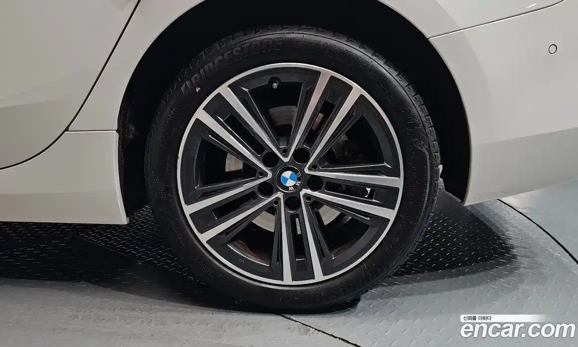 BMW 2 серия 2022 2.0 автомат (гидро), фото 6