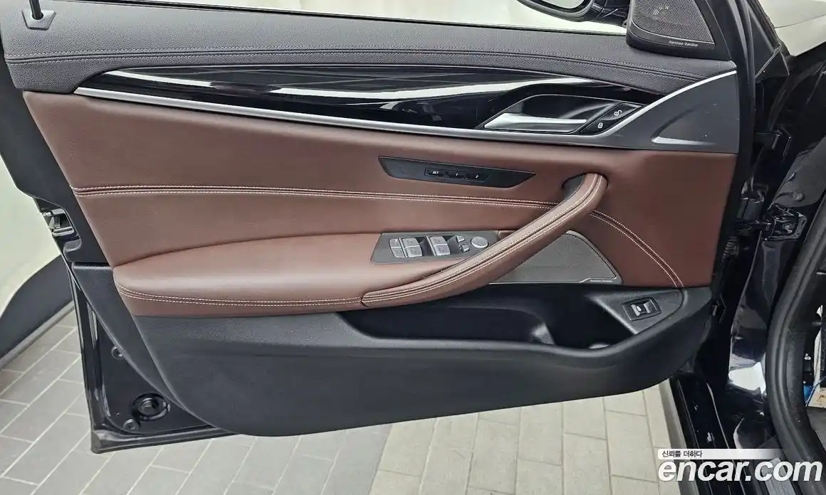 BMW 5 серия 2022 2.0 автомат (гидро), фото 14