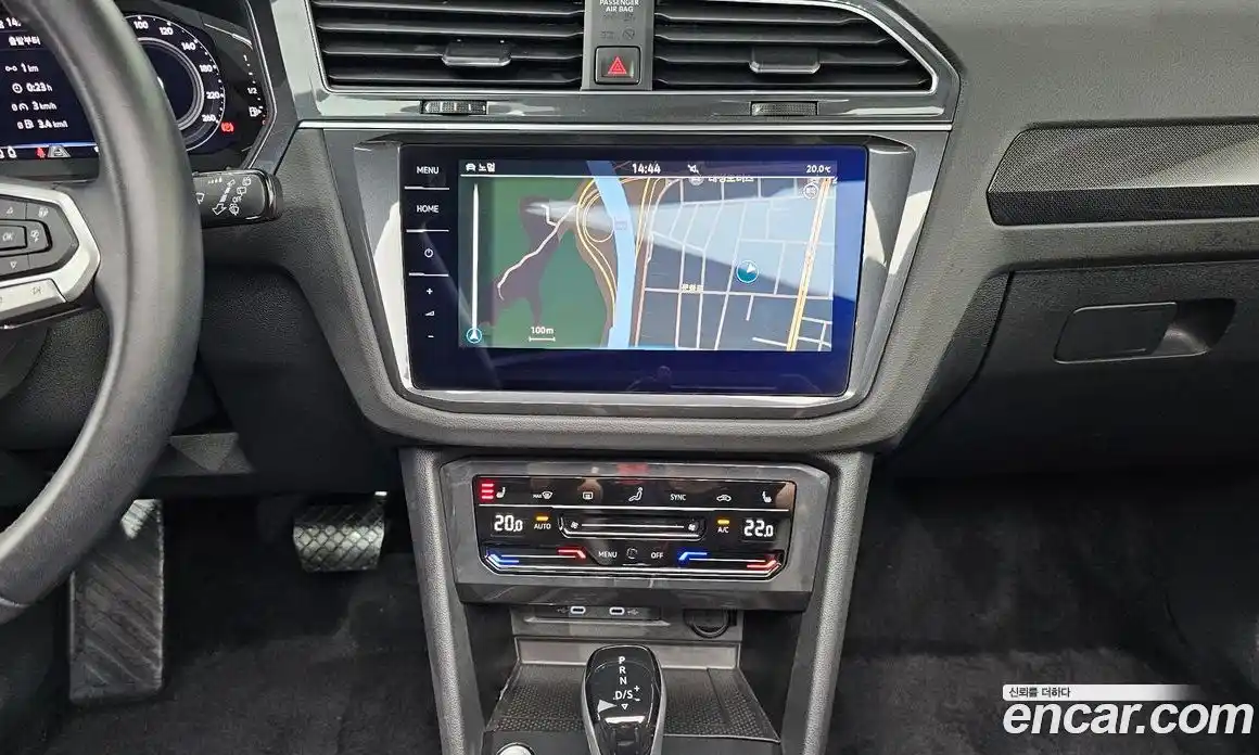 Volkswagen Tiguan 2022 2.0 автомат (гидро), фото 19