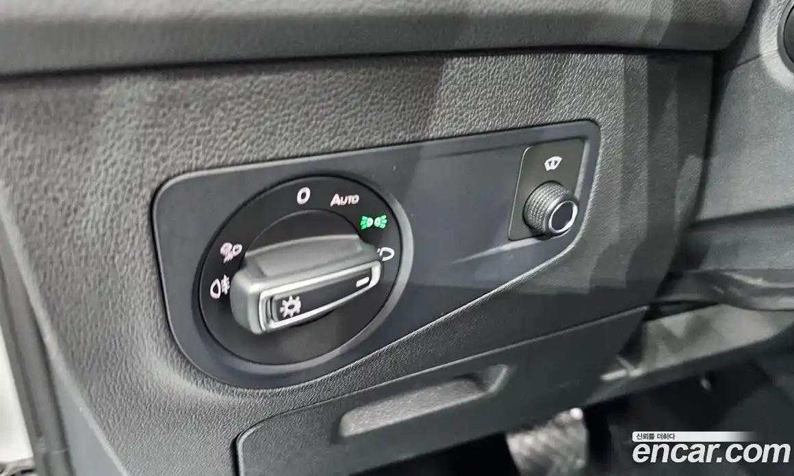 Volkswagen Tiguan 2022 2.0 автомат (гидро), фото 26