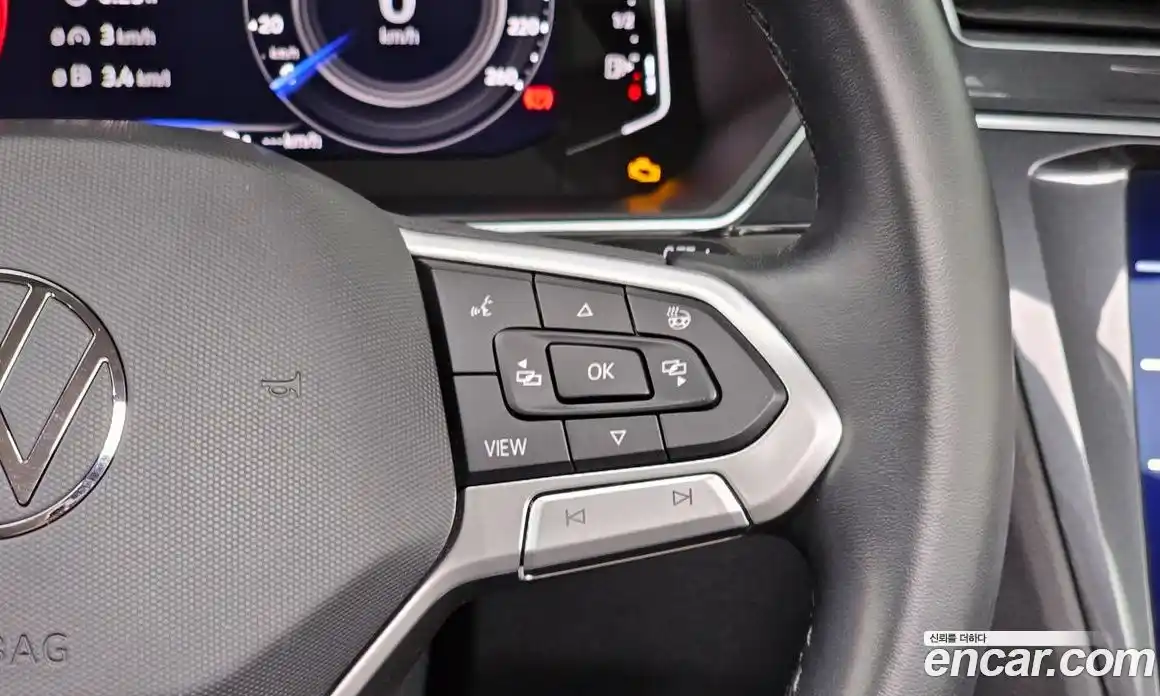 Volkswagen Tiguan 2022 2.0 автомат (гидро), фото 31