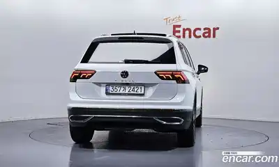 Volkswagen Tiguan 2022 2.0 автомат (гидро), миниатюра 4