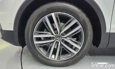 Volkswagen Tiguan 2022 2.0 автомат (гидро), миниатюра 5