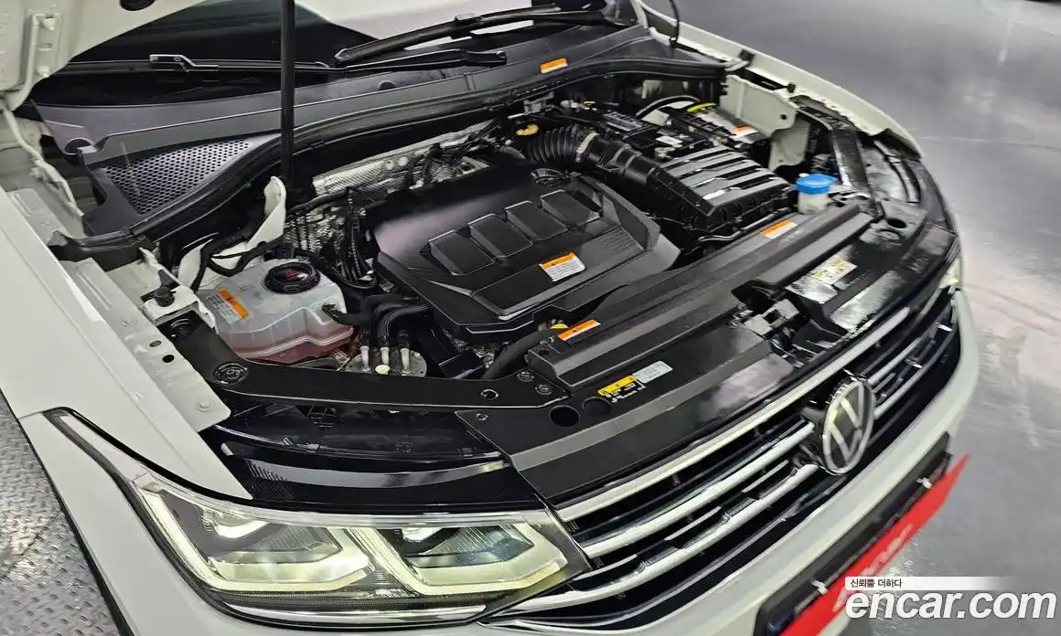 Volkswagen Tiguan 2022 2.0 автомат (гидро), фото 6