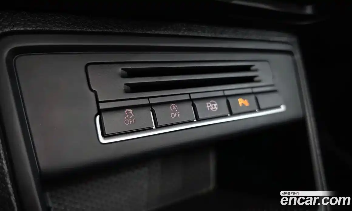 Volkswagen Tiguan 2014 2.0 автомат (гидро), фото 17