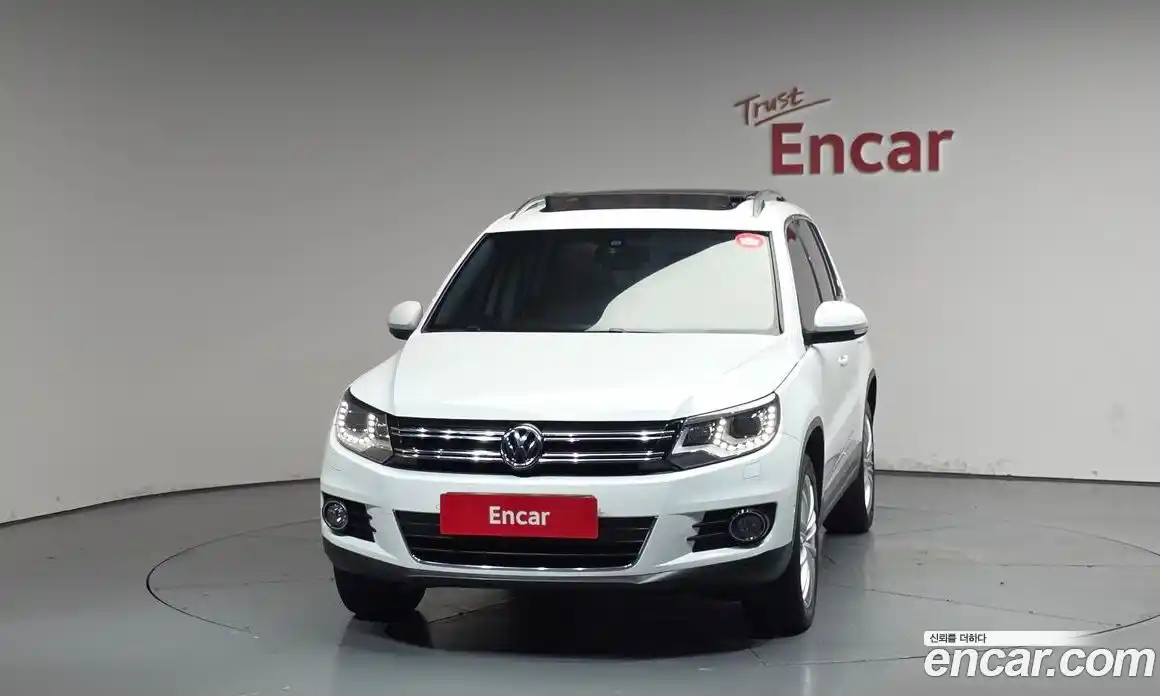 Volkswagen Tiguan 2014 2.0 автомат (гидро), фото 3