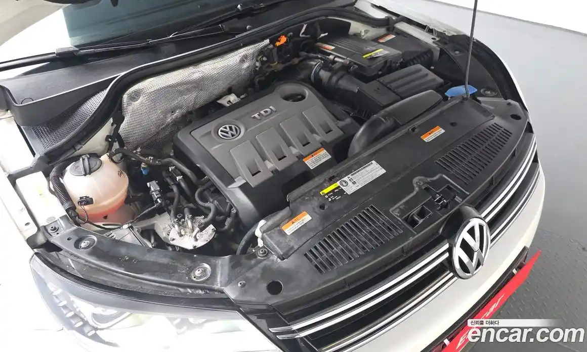 Volkswagen Tiguan 2014 2.0 автомат (гидро), фото 6