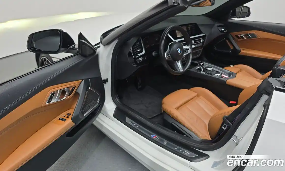 BMW Z4 2022 2.0 автомат (гидро), фото 13
