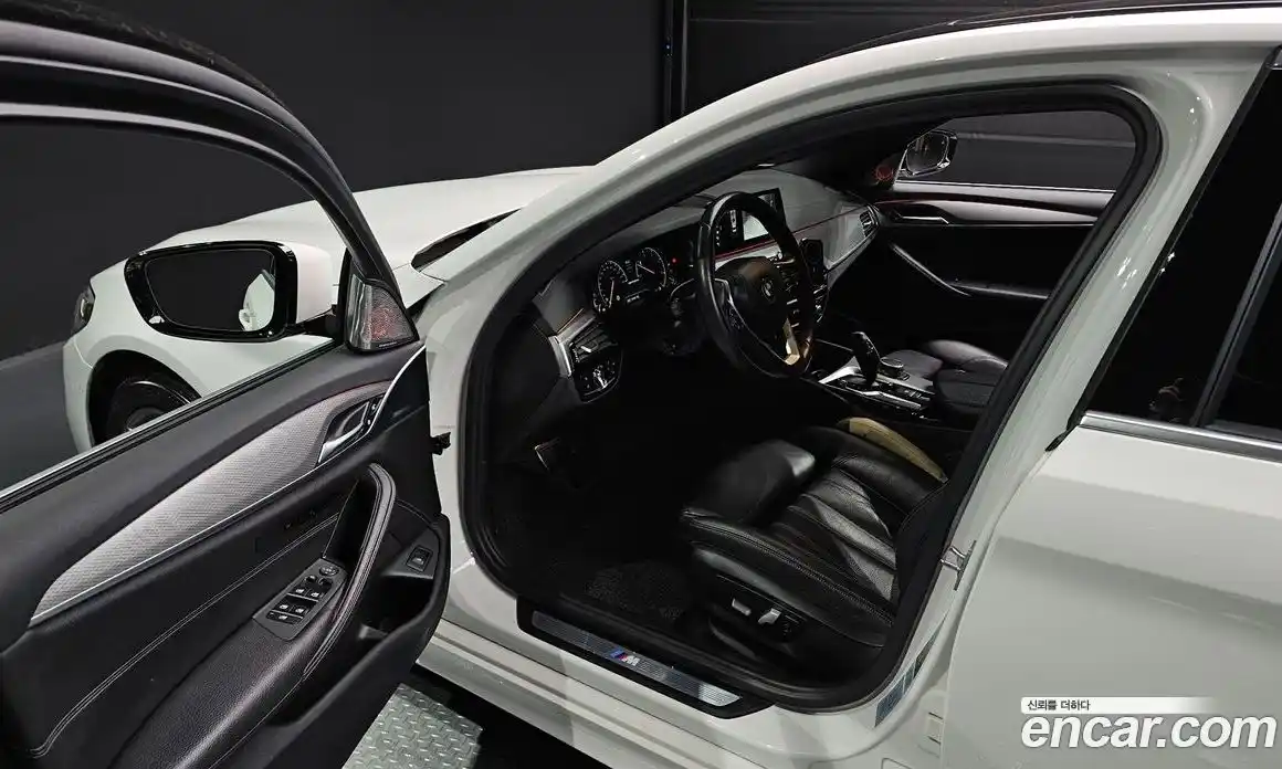 BMW 5 серия 2017 2.0 автомат (гидро), фото 10