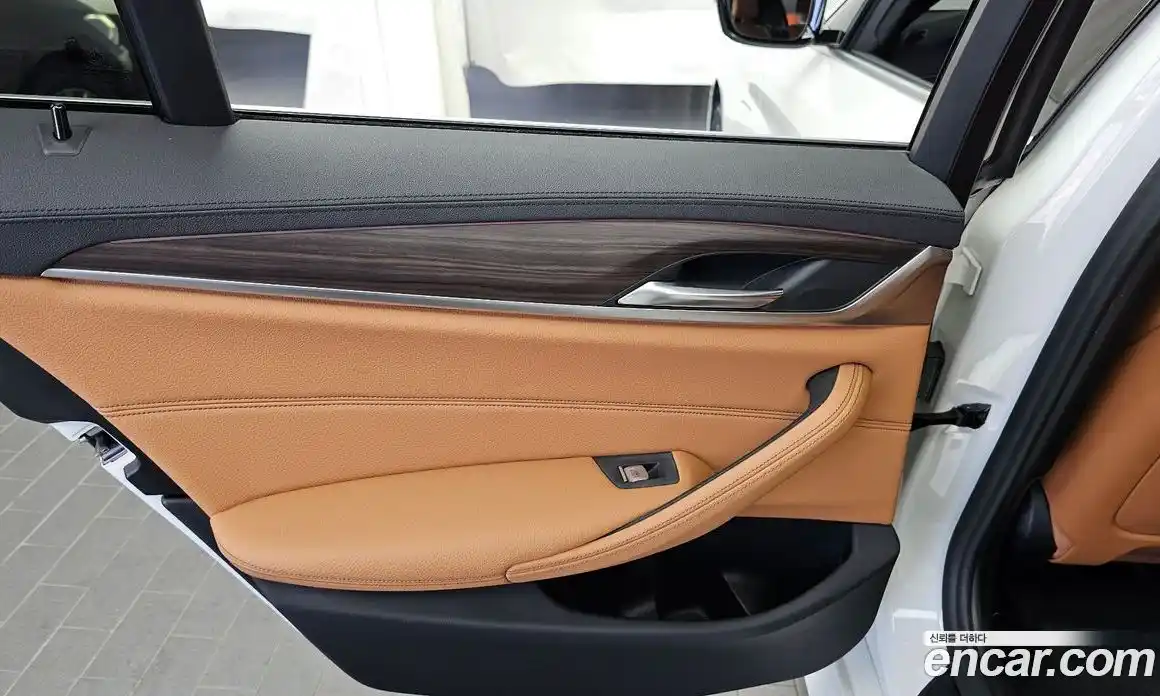 BMW 5 серия 2020 2.0 автомат (гидро), фото 15