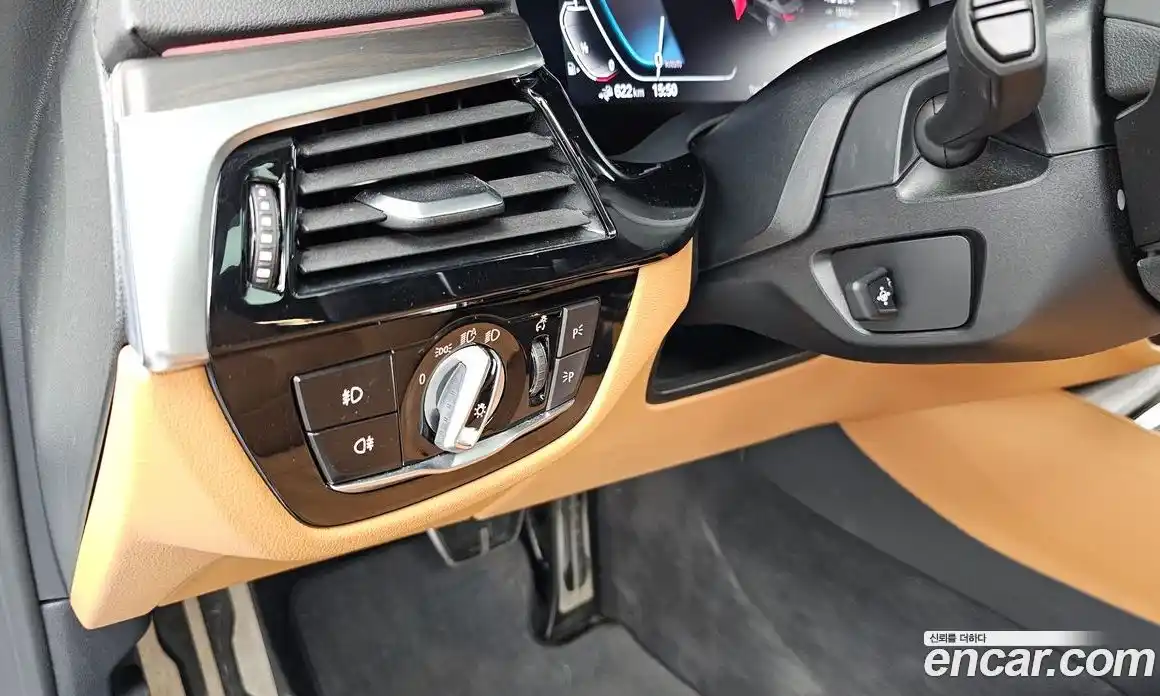 BMW 5 серия 2020 2.0 автомат (гидро), фото 28