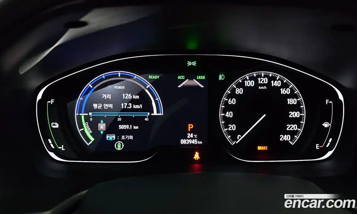 Honda Accord 2018 2.0 автомат (гидро), фото 11
