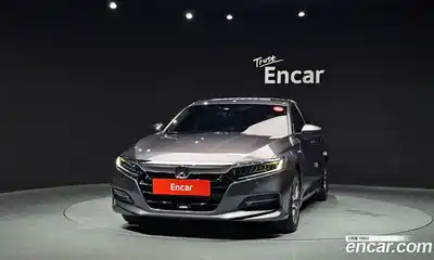 Honda Accord 2018 2.0 автомат (гидро), миниатюра 3
