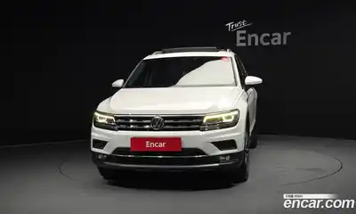 Volkswagen Tiguan 2018 2.0 автомат (гидро), миниатюра 3