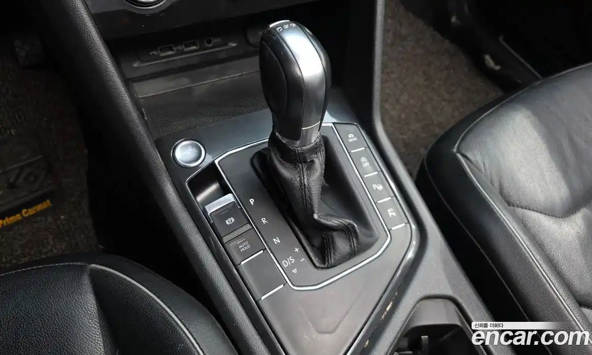 Volkswagen Tiguan 2018 2.0 автомат (гидро), фото 9