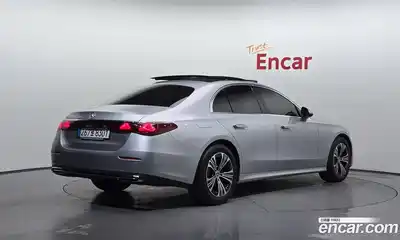 Mercedes-Benz E-Class 2025 2.0 автомат (гидро), миниатюра 2