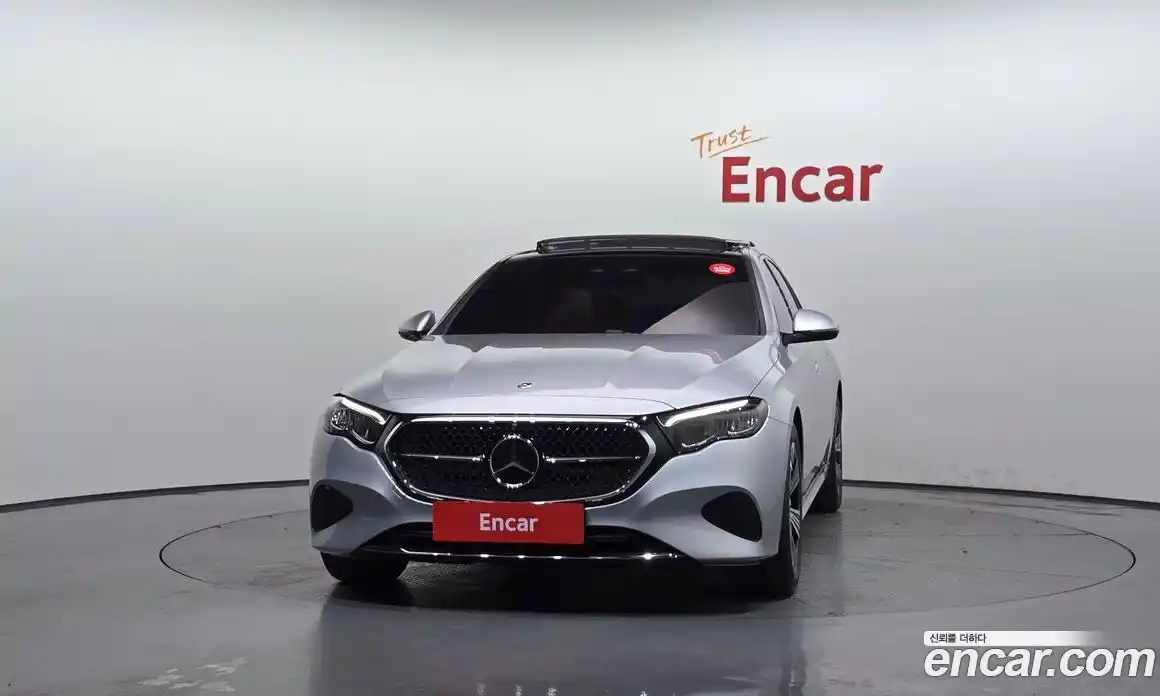 Mercedes-Benz E-Class 2025 2.0 автомат (гидро), фото 3