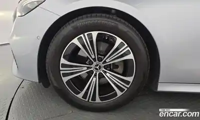 Mercedes-Benz E-Class 2025 2.0 автомат (гидро), миниатюра 5