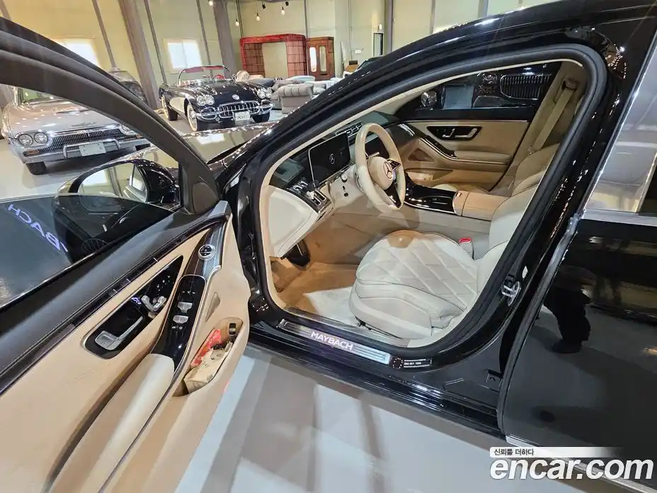 Mercedes-Benz S-Class 2023 6.0 гидро, фото 7 Mercedes-Benz S-Class 2023 6.0 гидро, фото 7