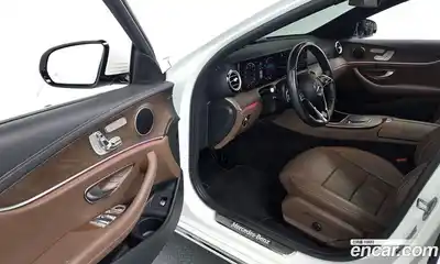 Mercedes-Benz E-Class 2022 2.0 автомат (гидро), миниатюра 10