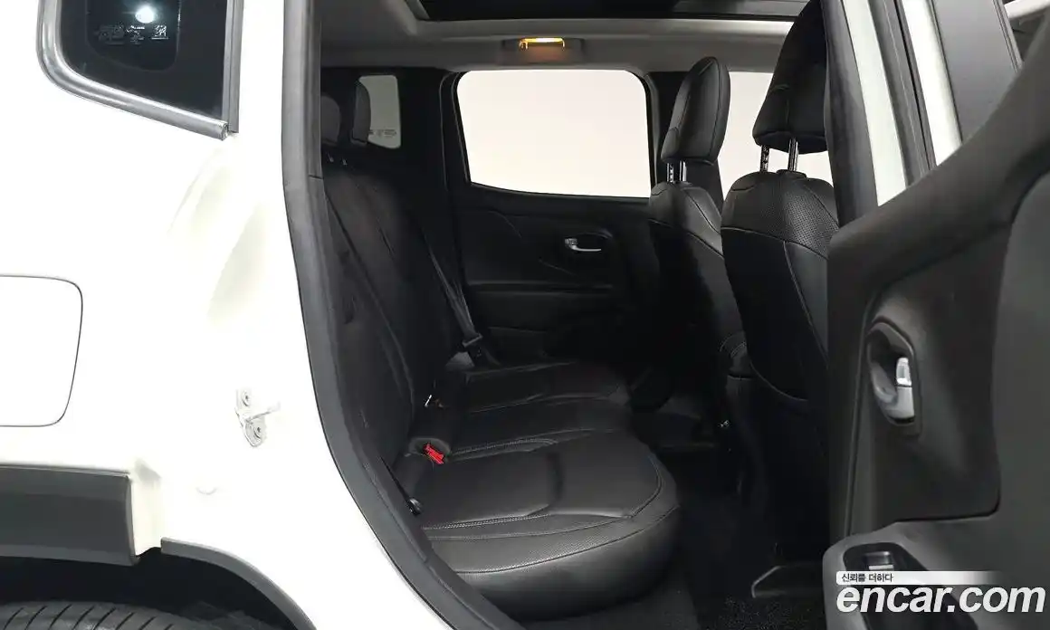 Jeep Renegade 2021 2.4 автомат (гидро), фото 16