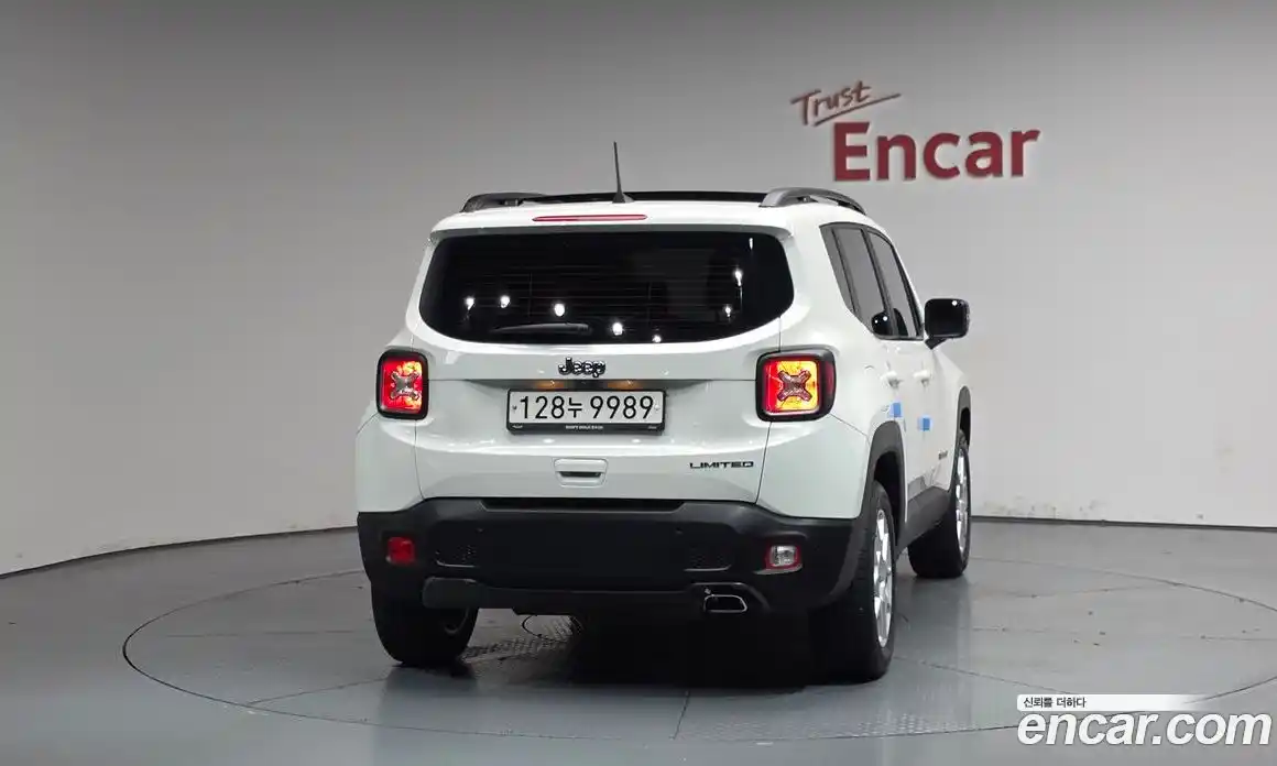 Jeep Renegade 2021 2.4 автомат (гидро), фото 3