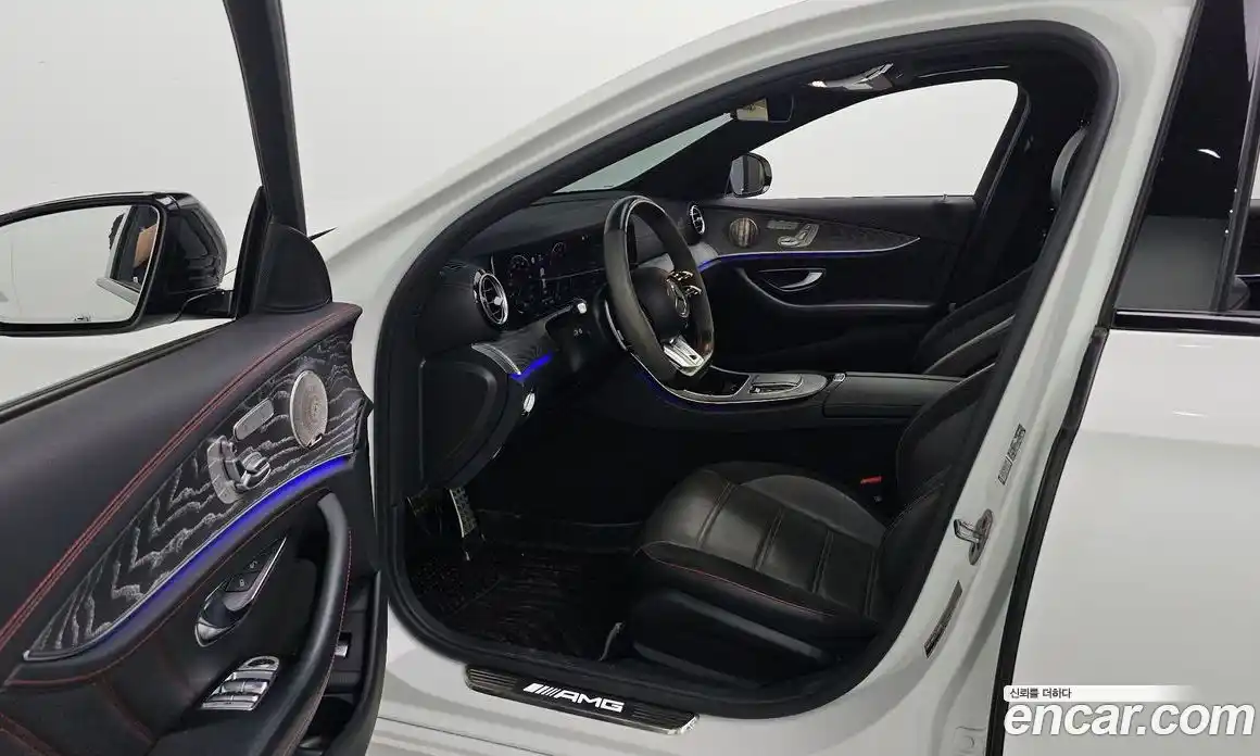 Mercedes-Benz E-Class 2023 3.0 автомат (гидро), фото 13