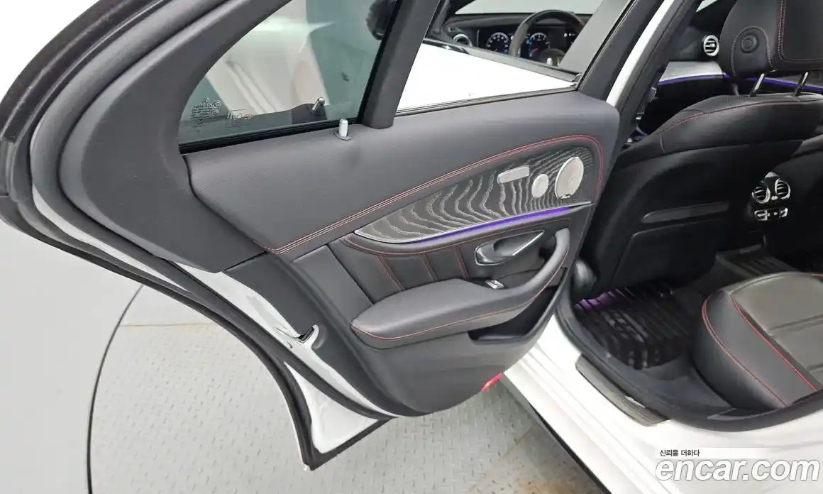 Mercedes-Benz E-Class 2023 3.0 автомат (гидро), фото 15