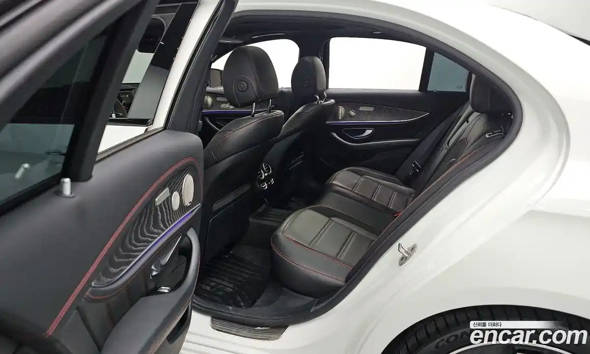 Mercedes-Benz E-Class 2023 3.0 автомат (гидро), фото 25