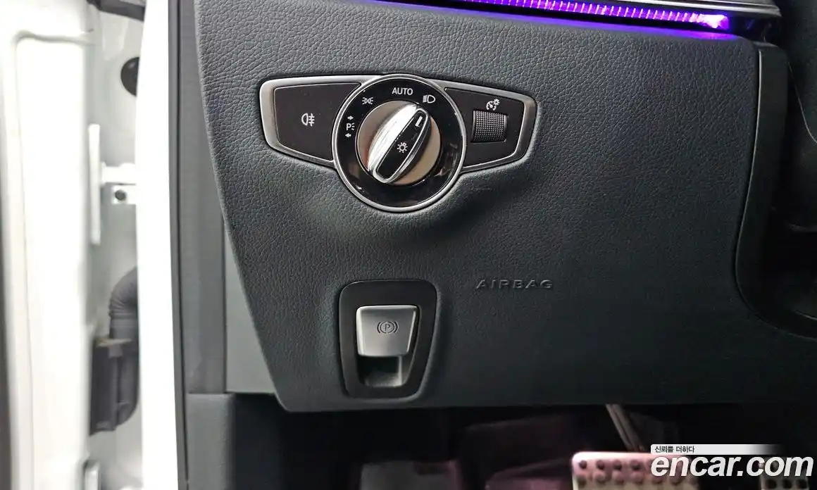 Mercedes-Benz E-Class 2023 3.0 автомат (гидро), фото 27