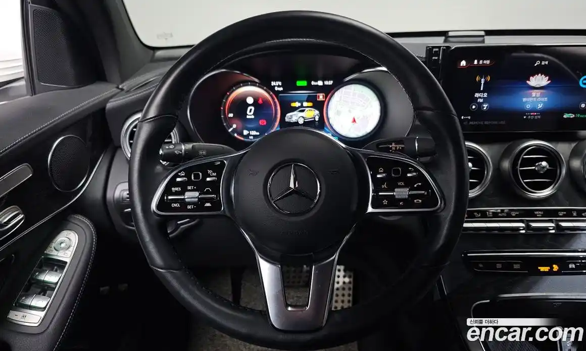 Mercedes-Benz GLC-Class 2023 2.0 гидро, фото 18
