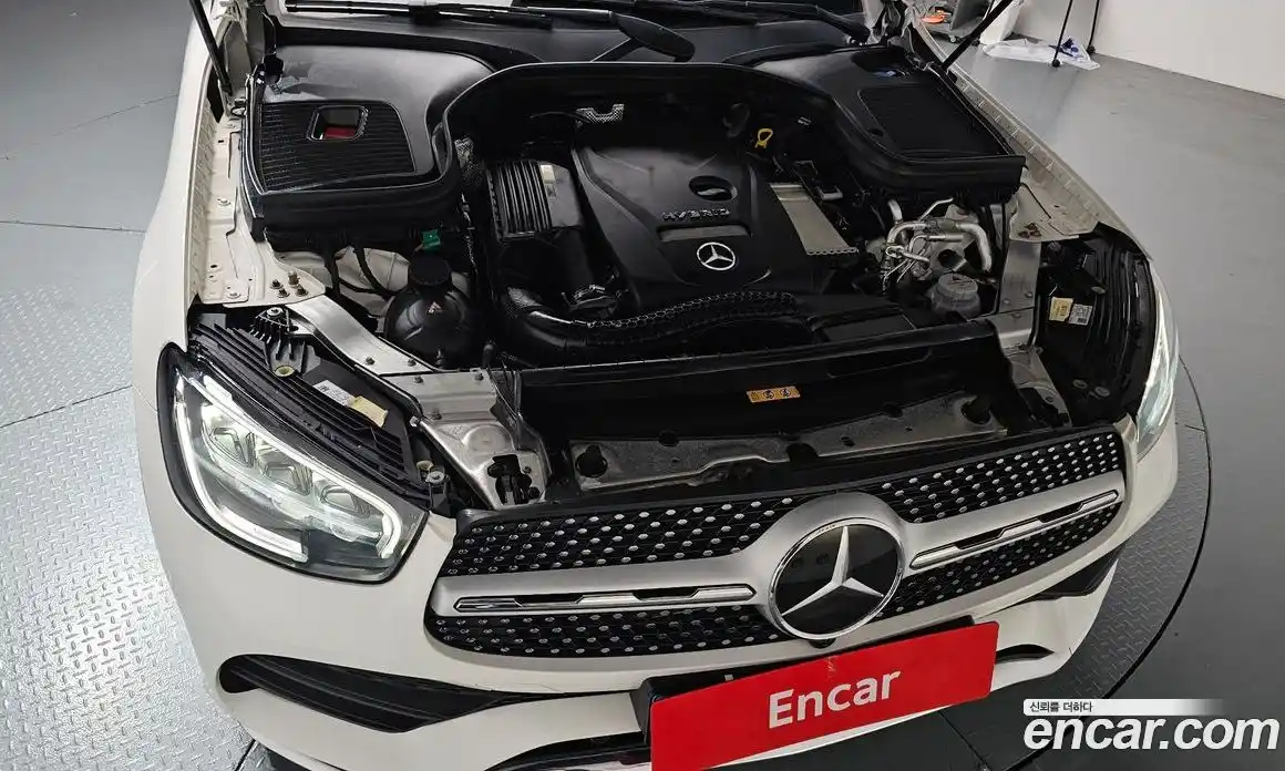 Mercedes-Benz GLC-Class 2023 2.0 гидро, фото 5