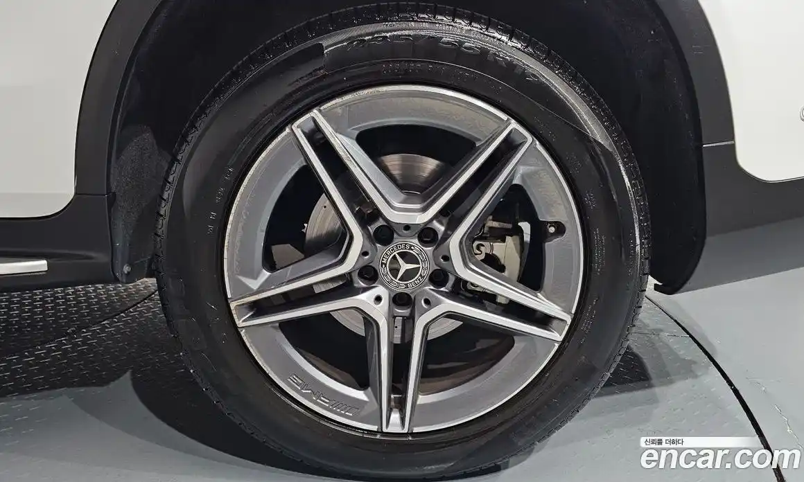 Mercedes-Benz GLC-Class 2023 2.0 гидро, фото 6