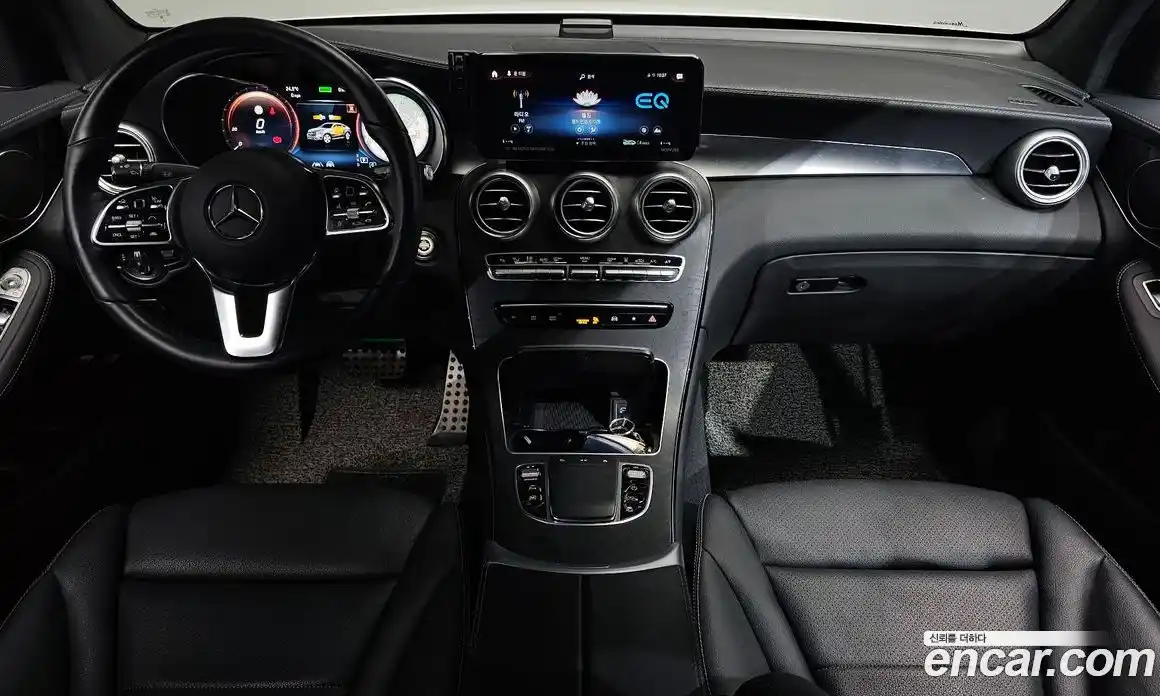 Mercedes-Benz GLC-Class 2023 2.0 гидро, фото 9