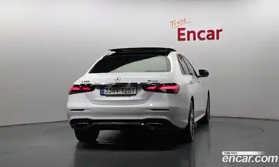 Mercedes-Benz E-Class 2021 2.0 автомат (гидро), миниатюра 4