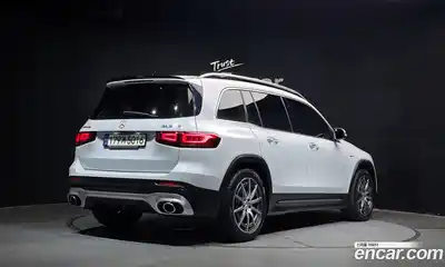 Mercedes-Benz GLB-Class 2022 2.0 гидро, миниатюра 2
