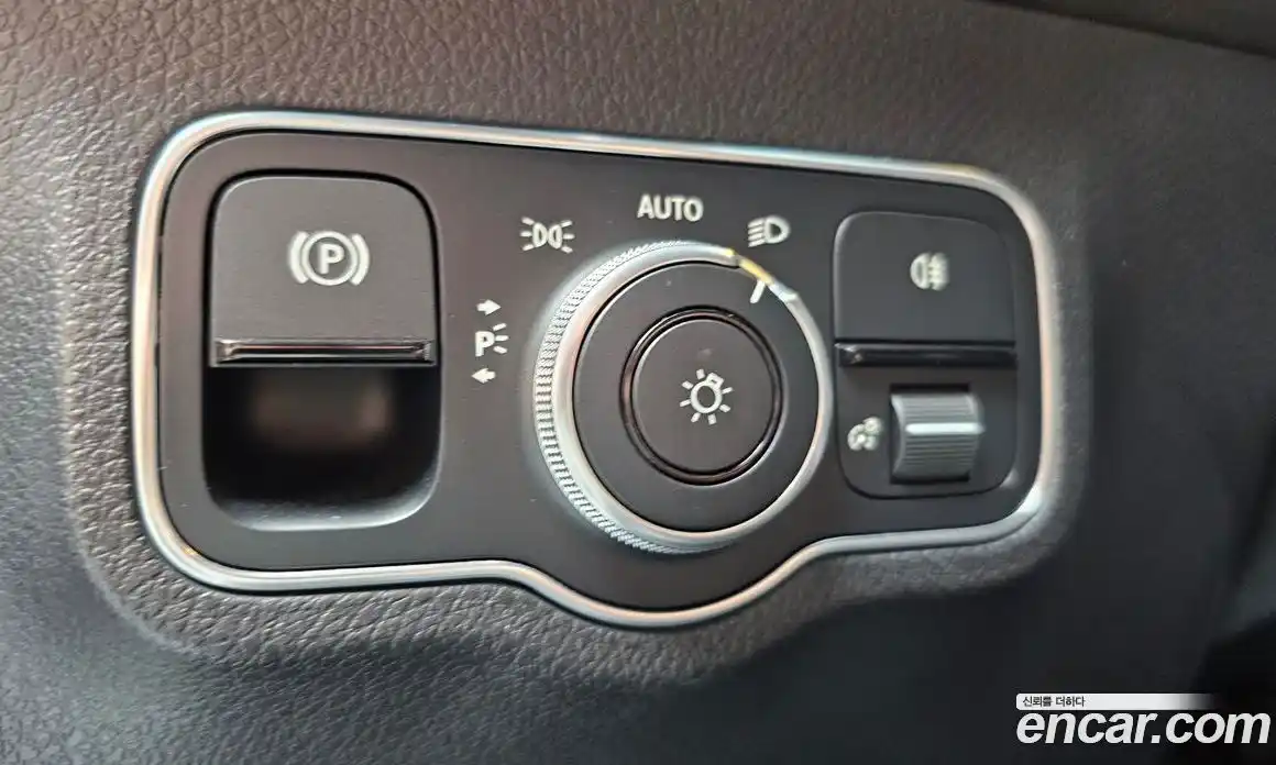 Mercedes-Benz GLB-Class 2022 2.0 гидро, фото 28