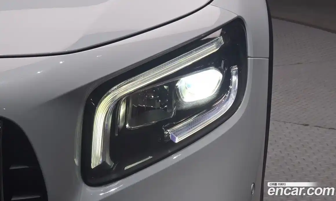 Mercedes-Benz GLB-Class 2022 2.0 гидро, фото 8