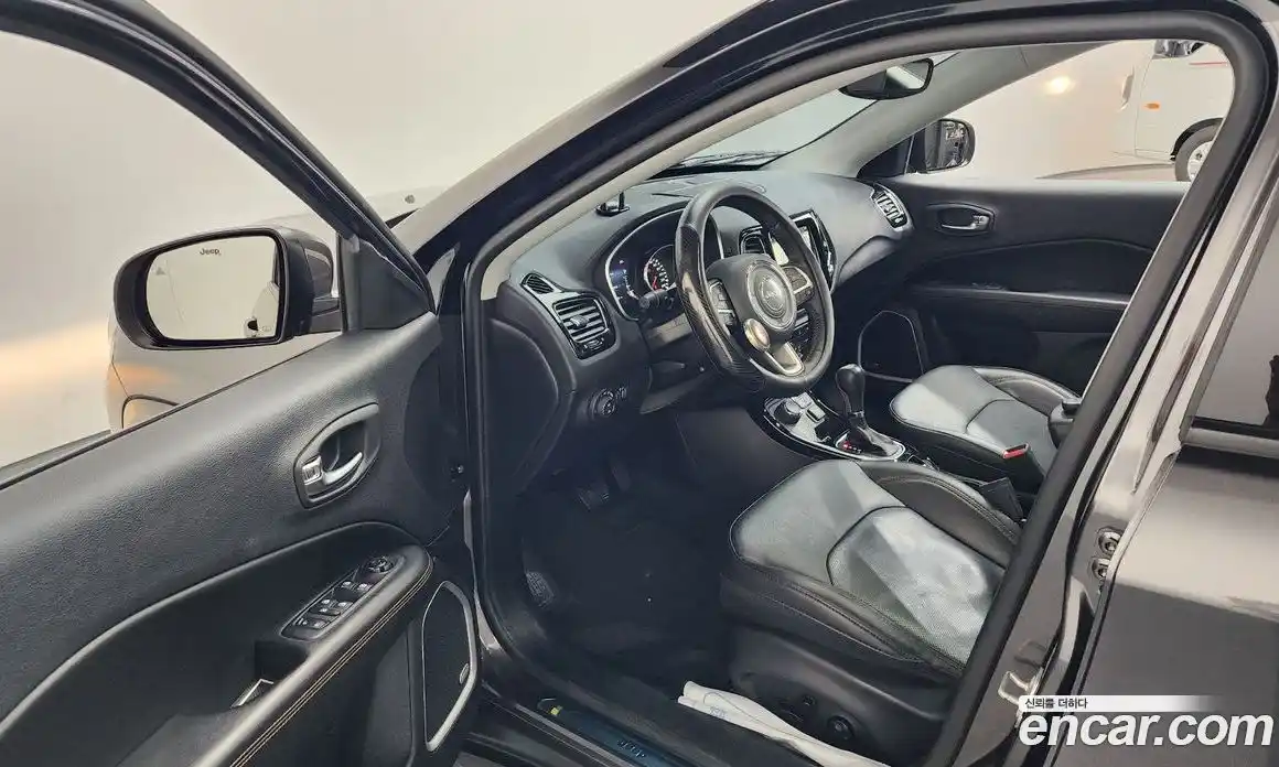 Jeep Compass 2019 2.4 автомат (гидро), фото 13