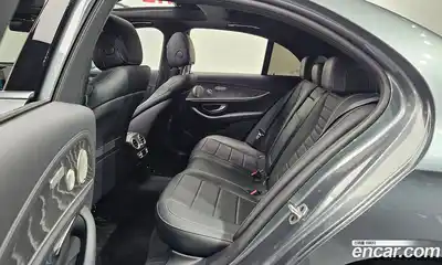 Mercedes-Benz E-Class 2022 2.0 автомат (гидро), миниатюра 11