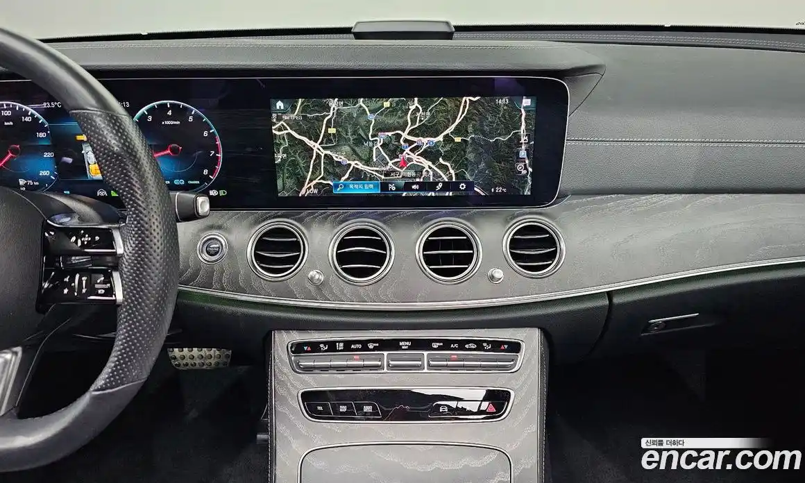Mercedes-Benz E-Class 2022 2.0 автомат (гидро), фото 13