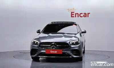 Mercedes-Benz E-Class 2022 2.0 автомат (гидро), миниатюра 3