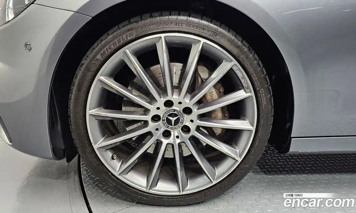 Mercedes-Benz E-Class 2022 2.0 автомат (гидро), фото 5