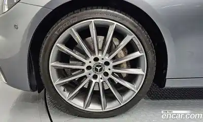 Mercedes-Benz E-Class 2022 2.0 автомат (гидро), миниатюра 5