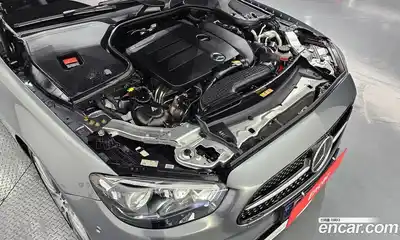 Mercedes-Benz E-Class 2022 2.0 автомат (гидро), миниатюра 6