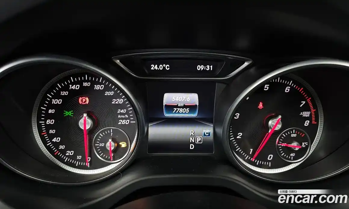 Mercedes-Benz CLA-Class 2017 2.0 гидро, фото 11 Mercedes-Benz CLA-Class 2017 2.0 гидро, фото 11