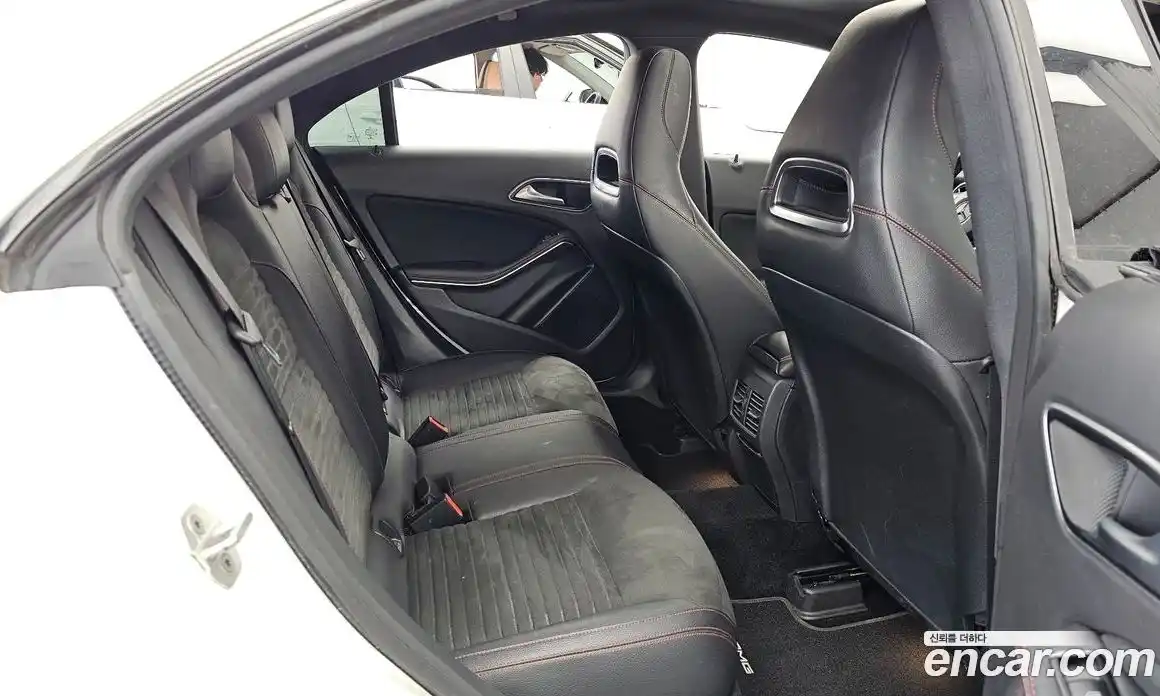 Mercedes-Benz CLA-Class 2017 2.0 гидро, фото 18 Mercedes-Benz CLA-Class 2017 2.0 гидро, фото 18