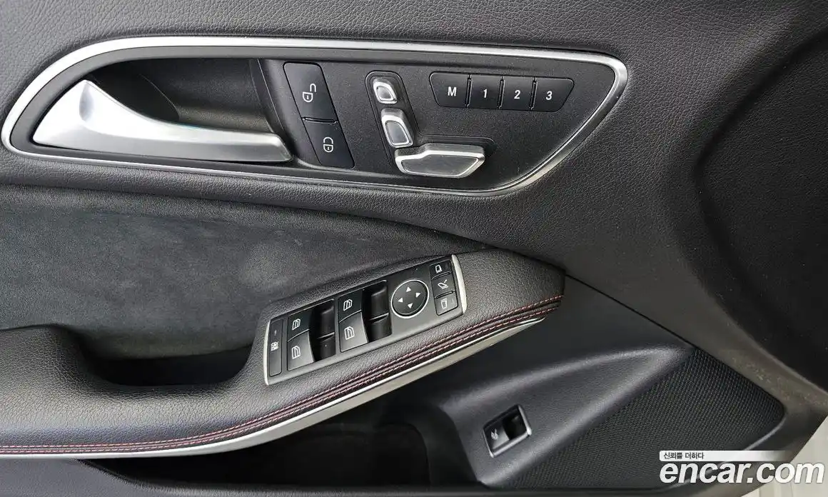 Mercedes-Benz CLA-Class 2017 2.0 гидро, фото 28 Mercedes-Benz CLA-Class 2017 2.0 гидро, фото 28