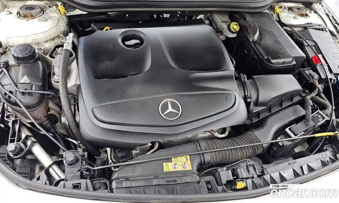 Mercedes-Benz CLA-Class 2017 2.0 гидро, фото 6 Mercedes-Benz CLA-Class 2017 2.0 гидро, фото 6